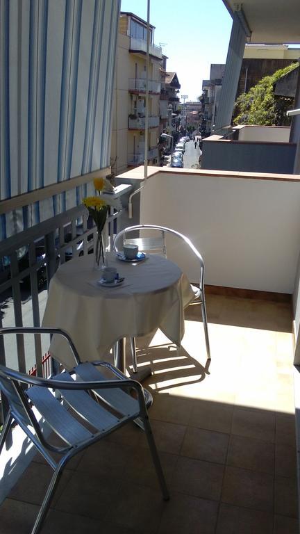B&B Mimosa Giardini Naxos Eksteriør bilde
